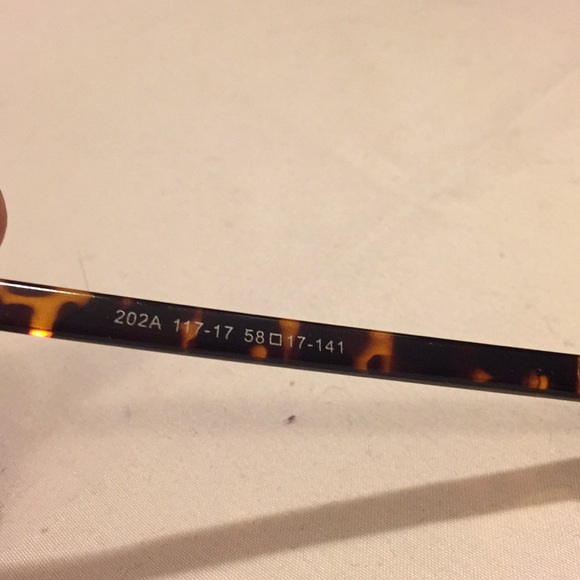 *Authentic* DIOR aviator glasses - Picture 5 of 6